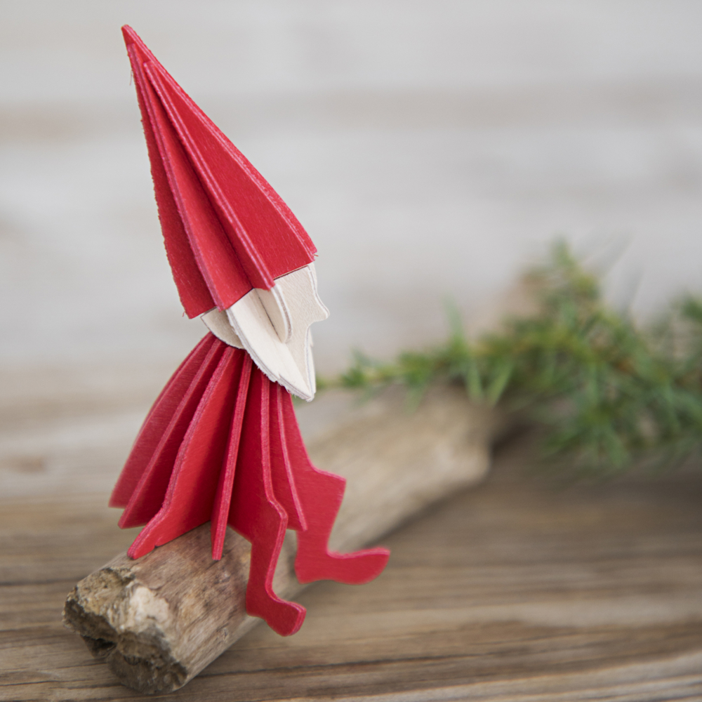 wooden elf by Lovi